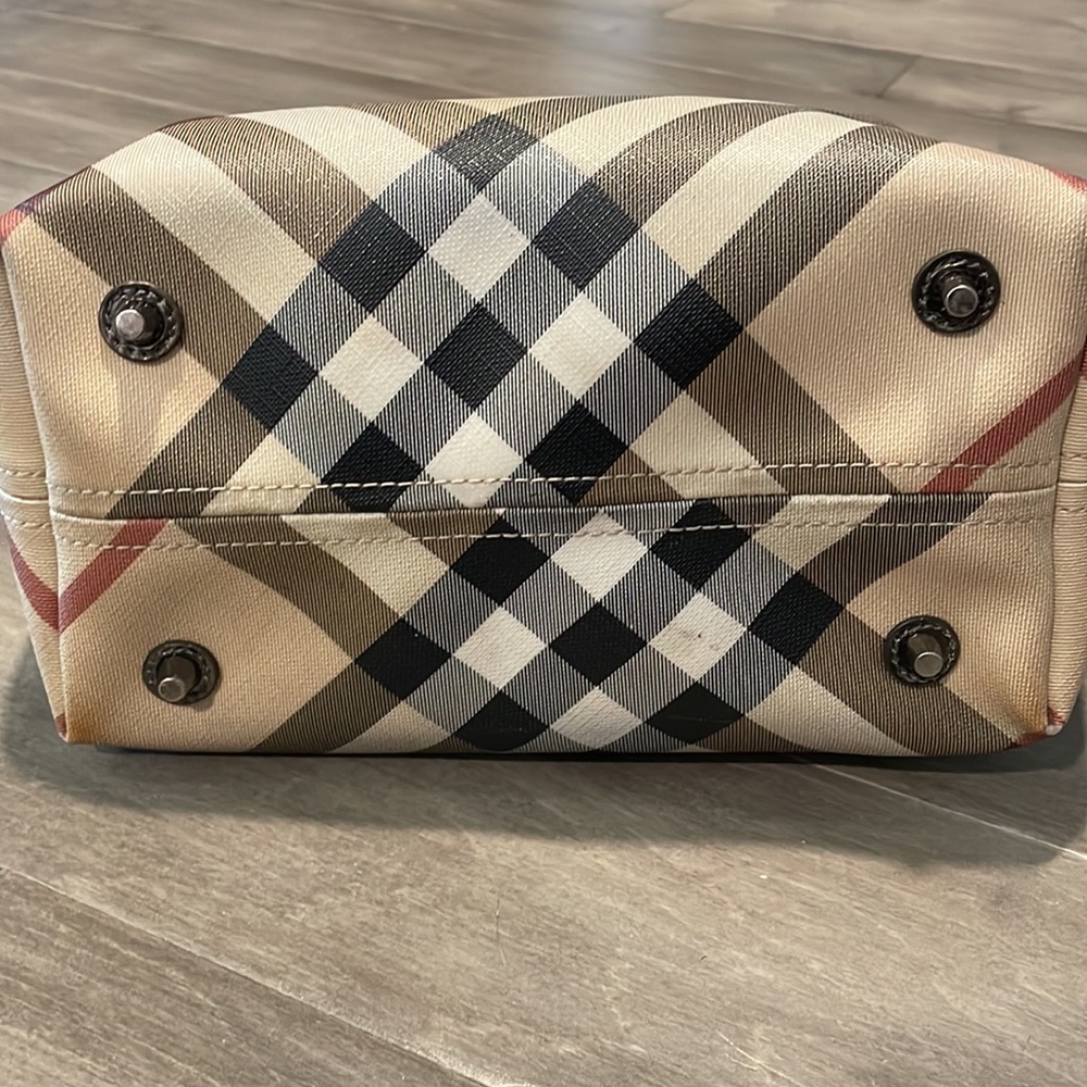 Authentic Burberry Supernova Bag. Good Condition.… - image 3